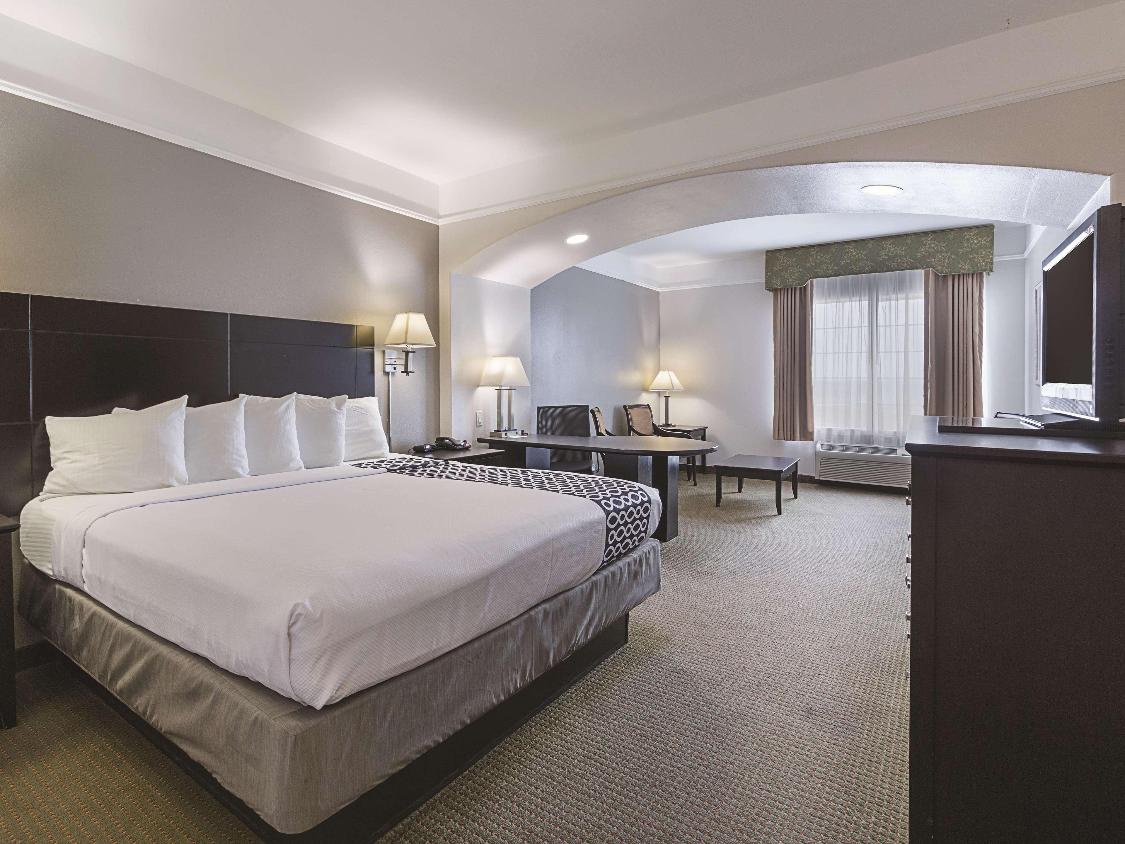 Hotel La Quinta By Wyndham Deer Park Exterior foto
